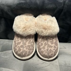pink cheetah print slippers